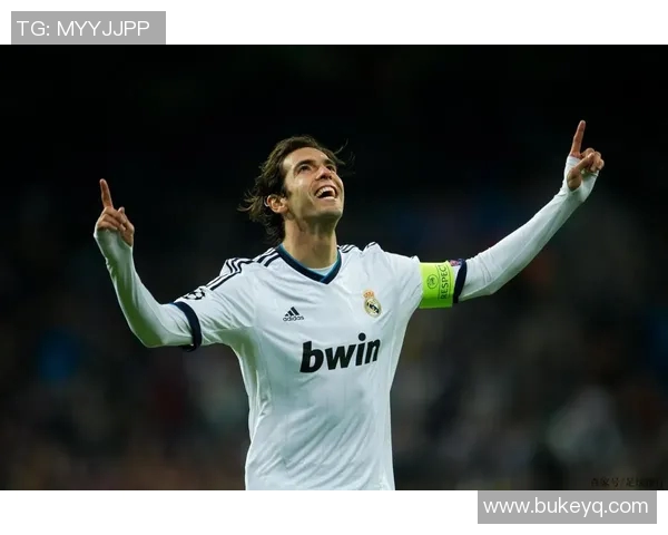 全球足球明星帅哥风采大赏尽显魅力与风度的精彩瞬间