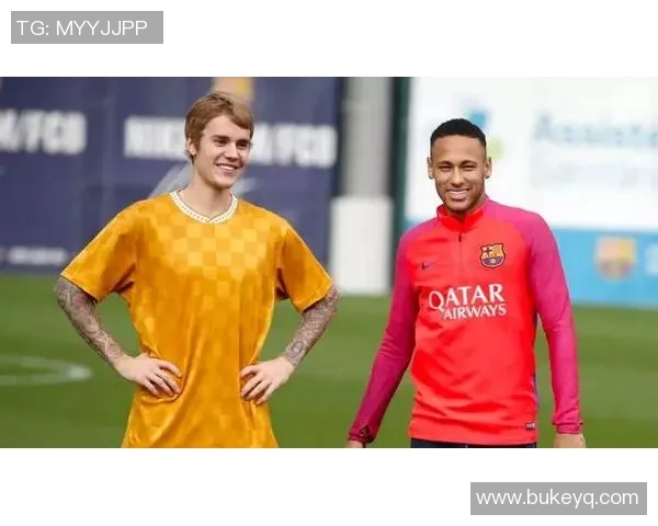 足球明星们的时尚选择揭秘他们场外的穿搭风格与潮流趋势